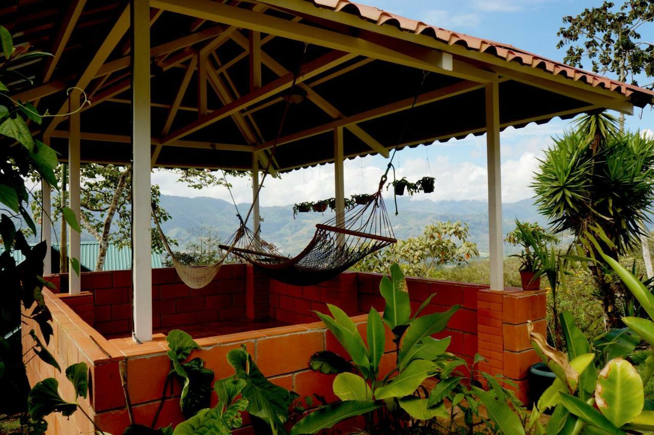 Bed and Breakfast Finca Estacion Descansos Paraiso  Екстер'єр фото